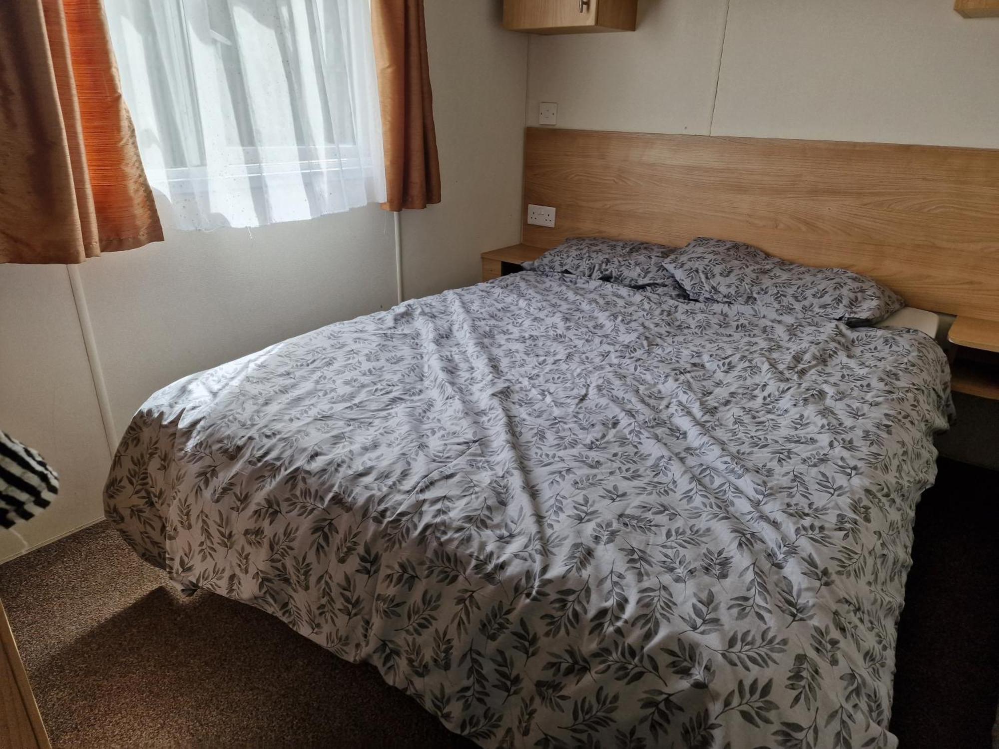Plot 203 Paris Otel Rhyl Dış mekan fotoğraf